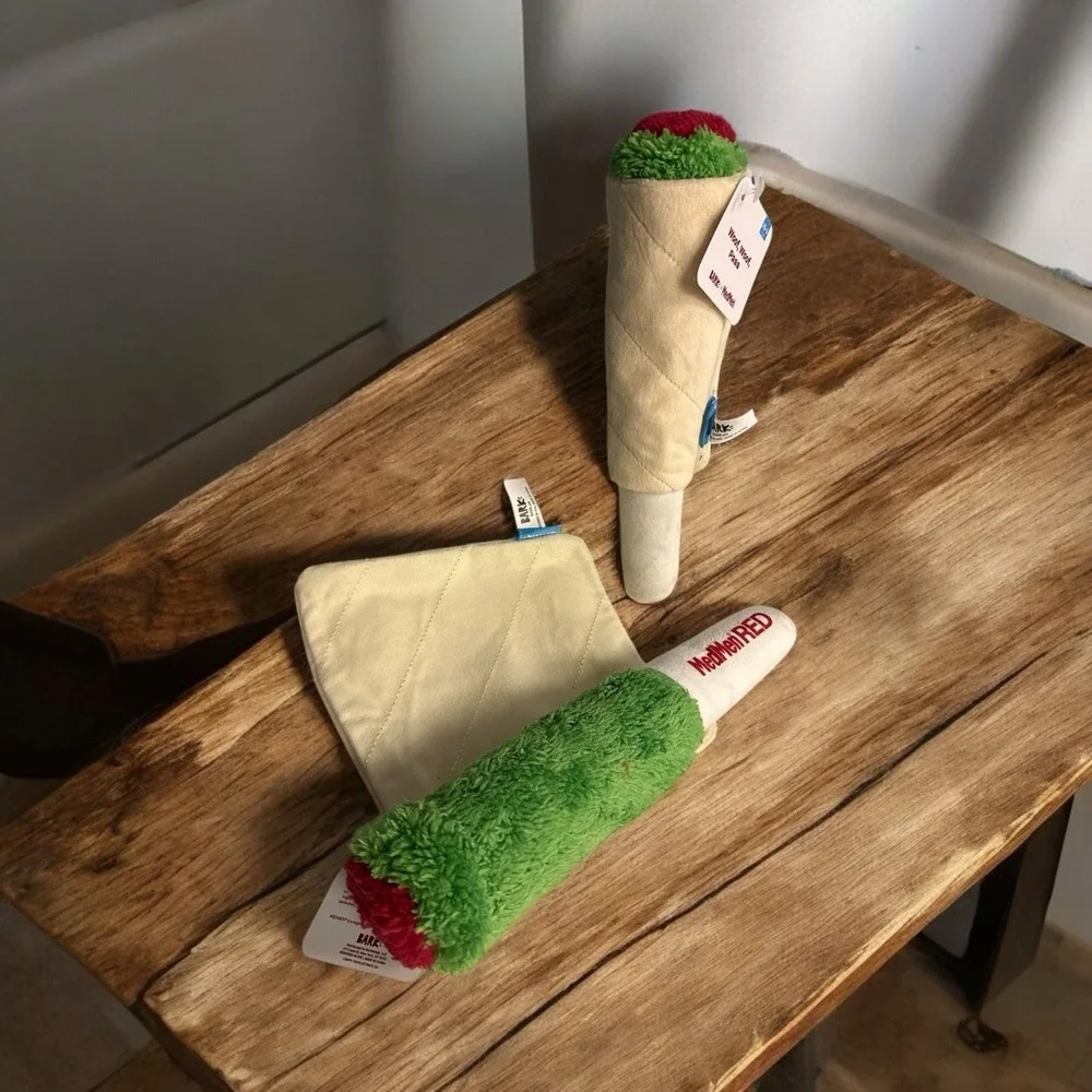 Lot Of 2 Bark Box Dog Toy 420 MedMen Woof Woof Pass Weed/joint Theme‎ XS/S